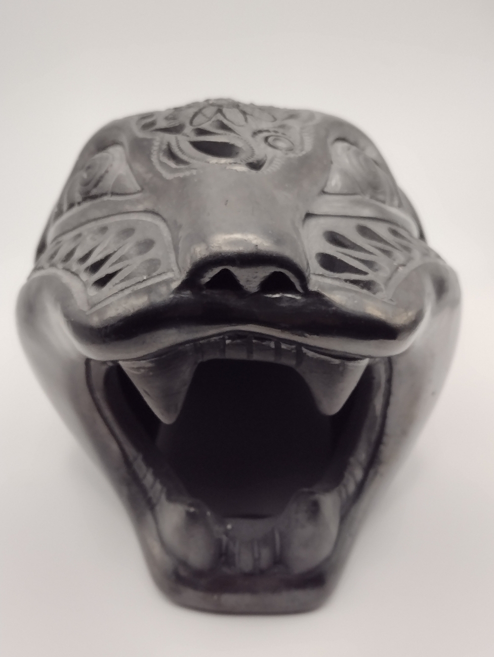 Ceramic Jaguar Head With Dark Metallic Finish - Picture 3 of 5